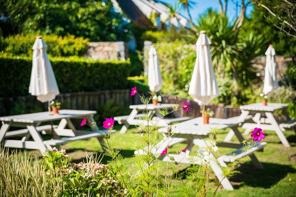 Отель Fleur Du Jardin Кингс-Миллс Экстерьер фото